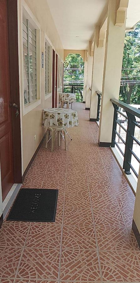 Rising Sun Pension House Ослоб Экстерьер фото