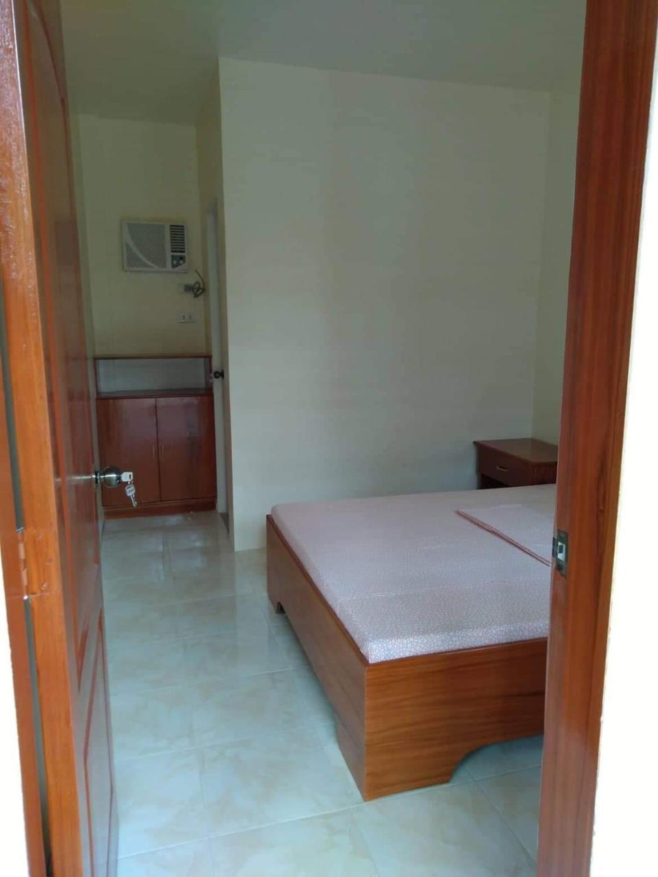 Rising Sun Pension House Ослоб Экстерьер фото
